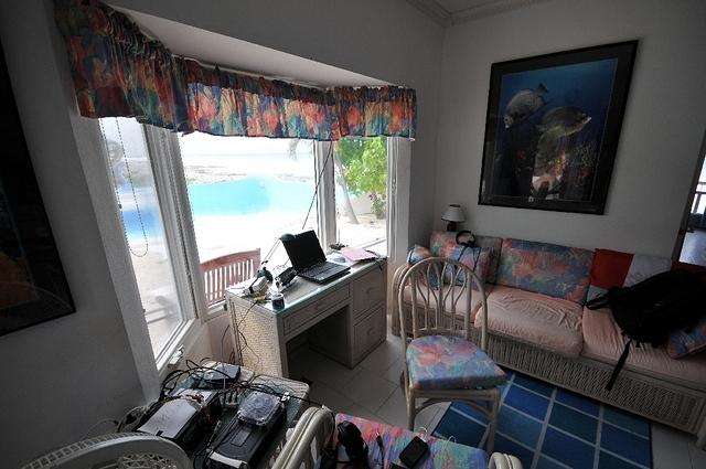 shack with view to pool area
