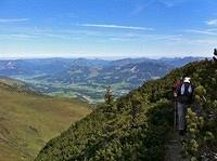 Franz on the way up to Henne